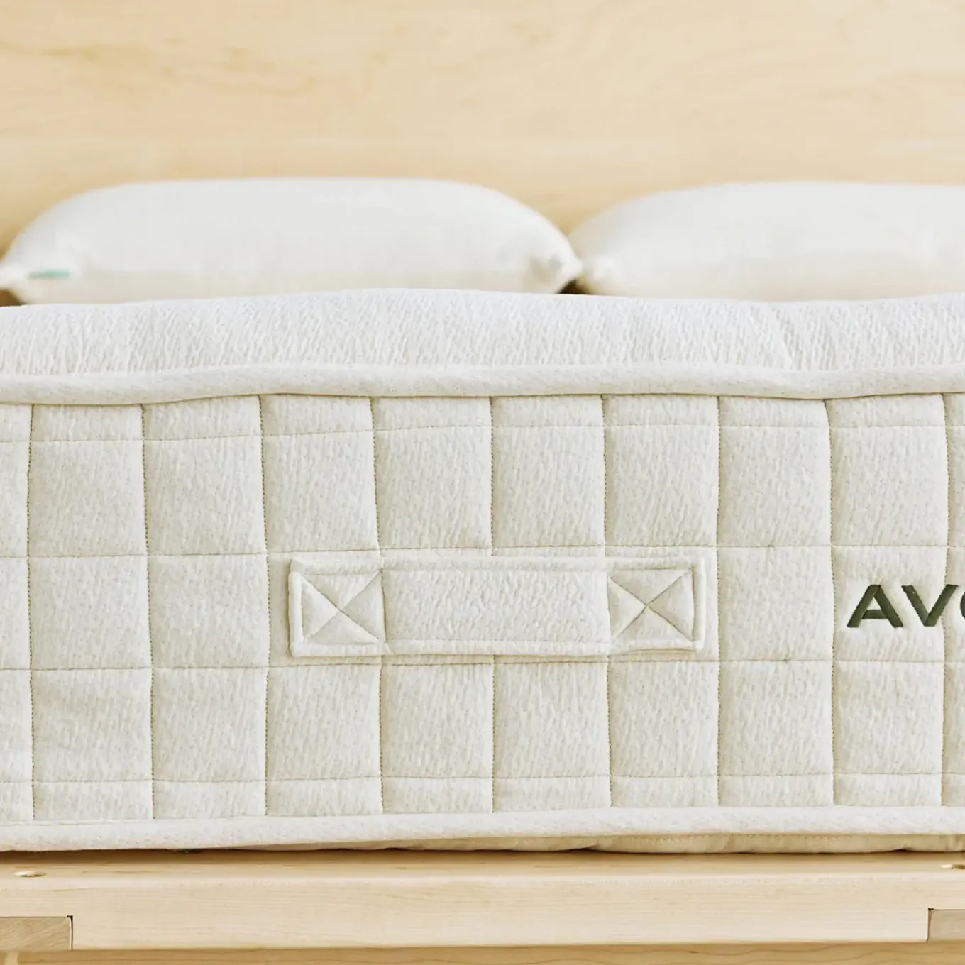 Avocado Luxury Organic Firm Eastern King Mattress