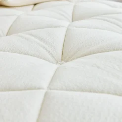 Avocado Luxury Organic Medium Eastern King Mattress