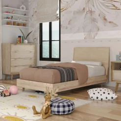 Crosby Full Bed, Chest & Nightstand