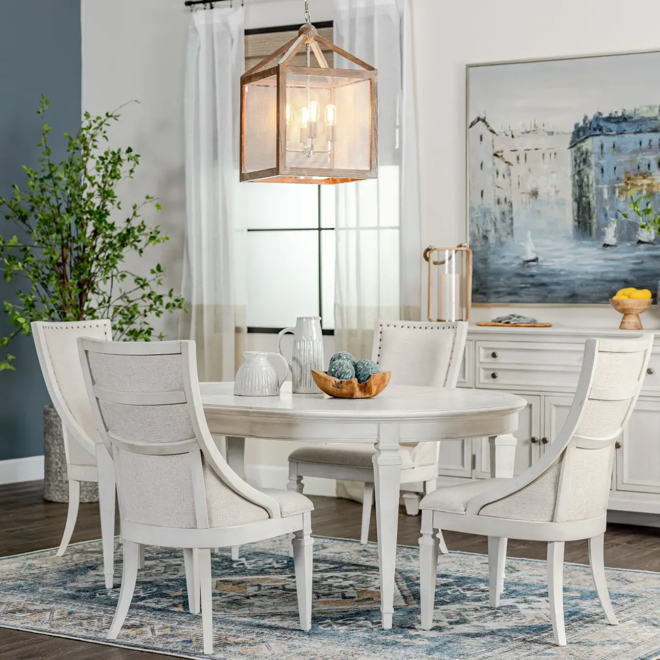 East Bay 5pc Extendable Dining Set: Table & 4 Arm Chairs