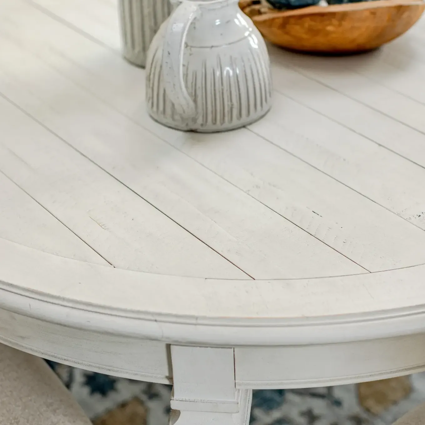 East Bay Round Dining Set