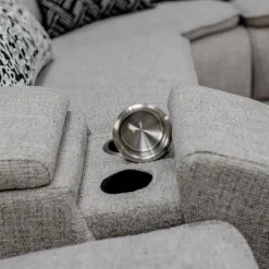Goliath 6pc Sectional with Console