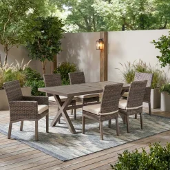 Puerto Nuevo Outdoor Dining Set
