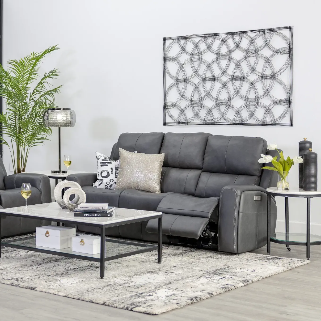 Riverdale Zero G Power Reclining Sofa with Power Lumbar