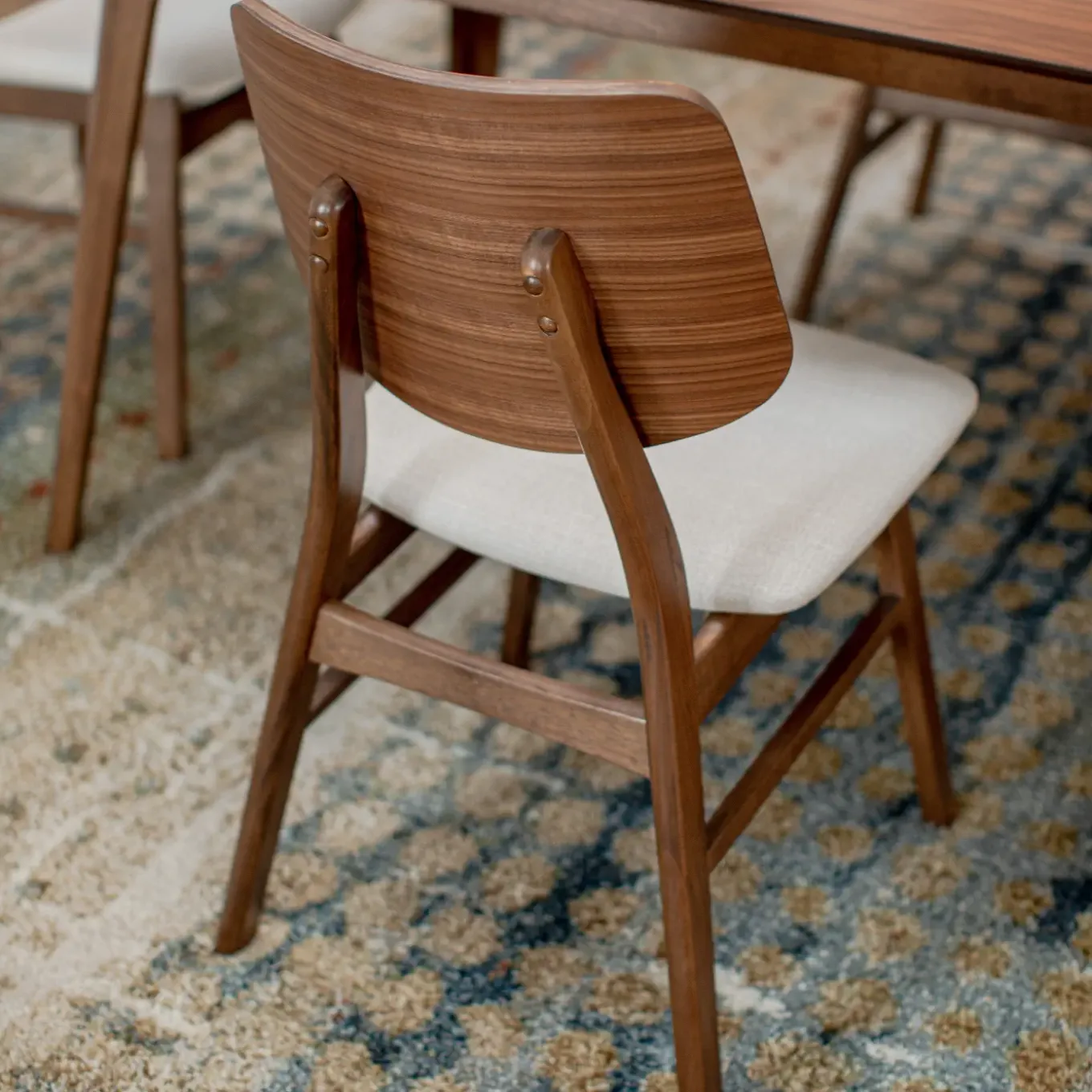 Sullivan Dining Set