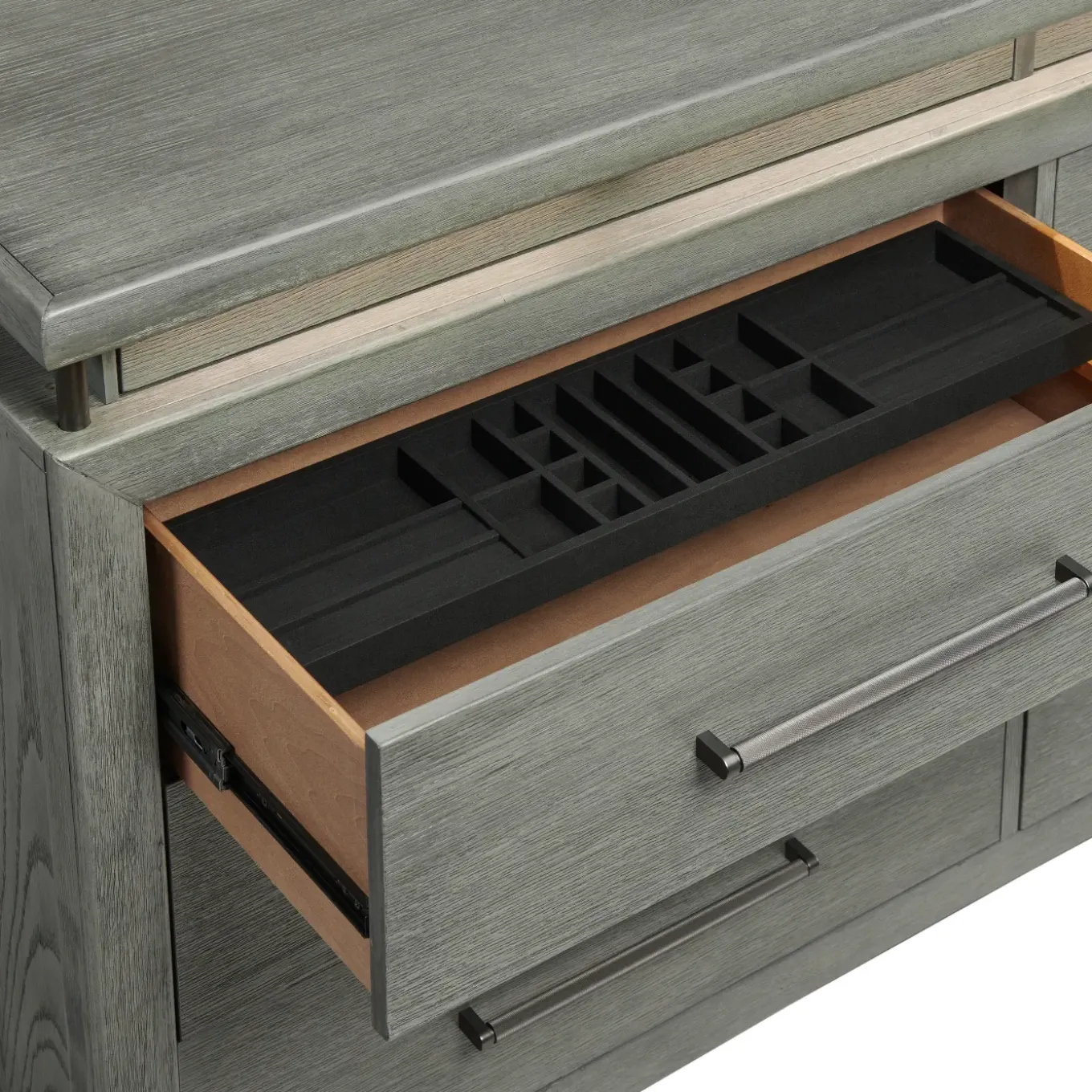 Winslet Drawer Dresser
