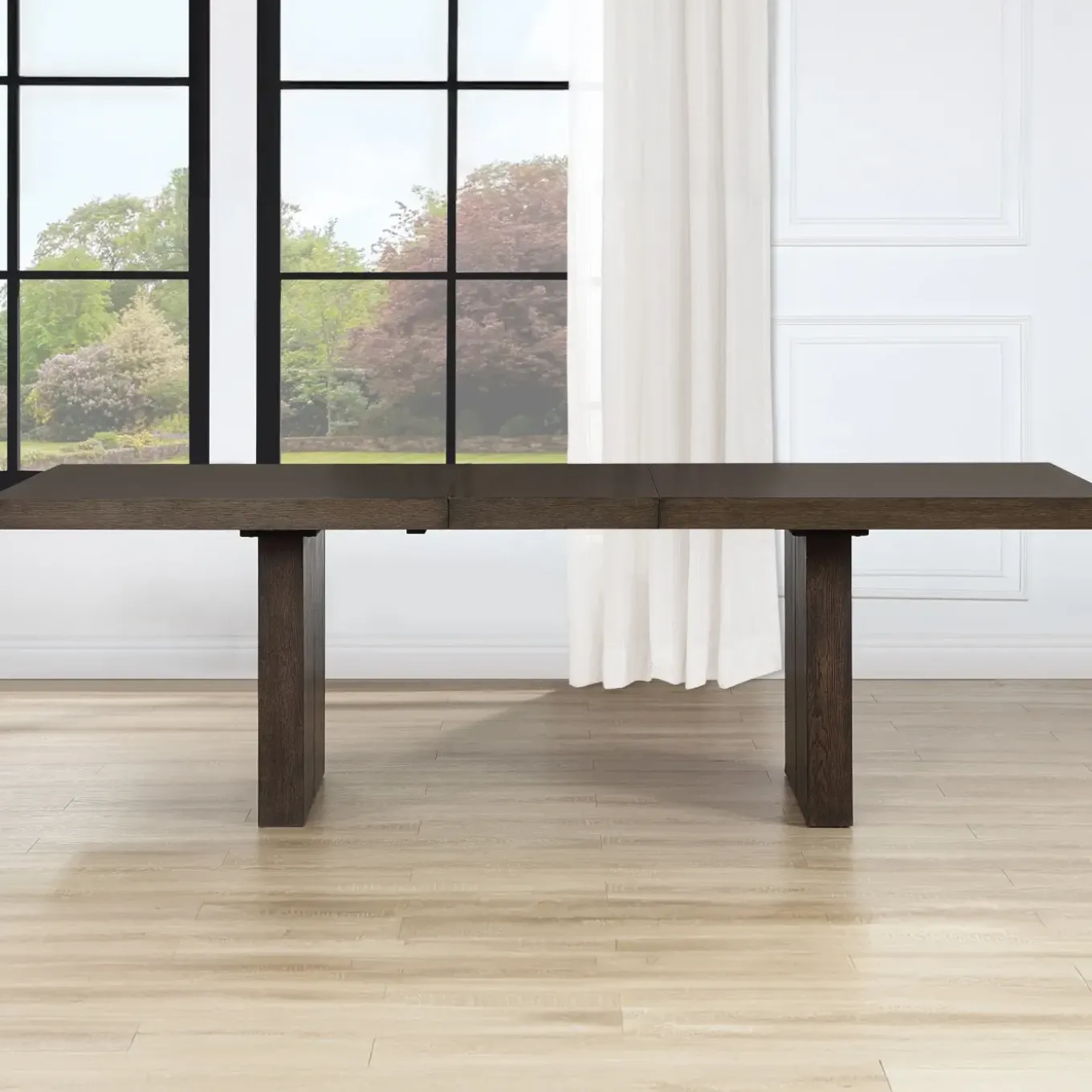 Winslow Extendable 78"-96" Dining Table